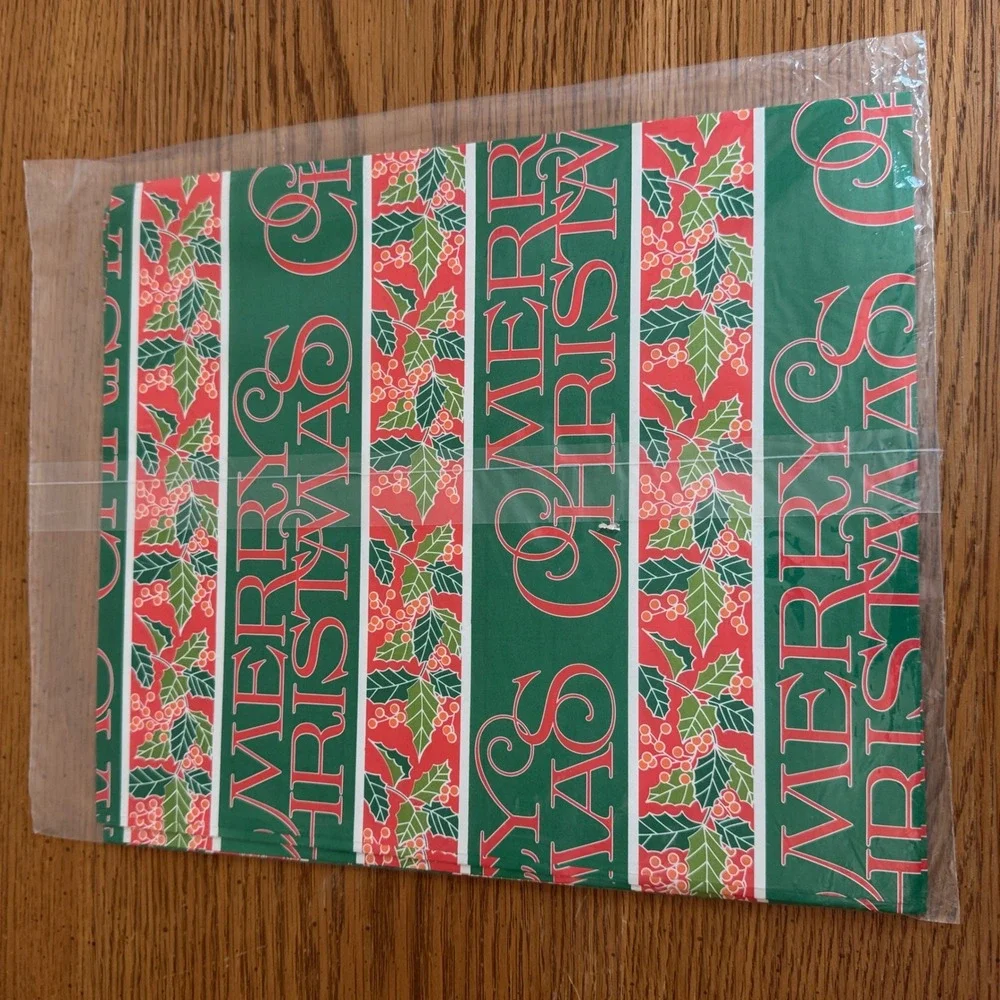 Vintage 1983 Current Merry Christmas Gift Wrap Holly Cards